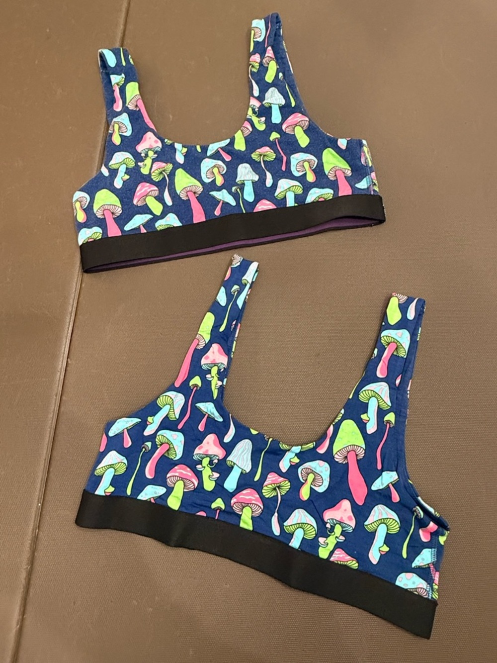 Me Undies Mushroom Bra Bright Colors Wireless Pullover Bralette Lot of Two Large